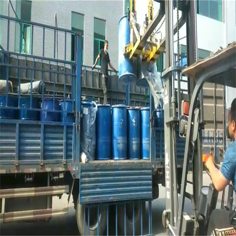福建三乙胺生产厂家_槽车三乙胺生产厂家经销商
