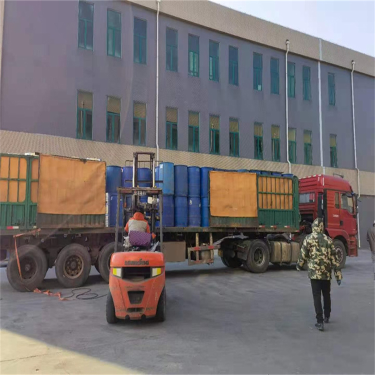绥化苯甲醇生产工厂_整车苯甲醇厂家生产样品